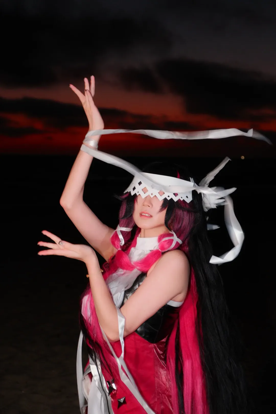 原神, 哥伦比娅cos, 氛围感摄影, 海边cosplay, 月之少女 - 第1张