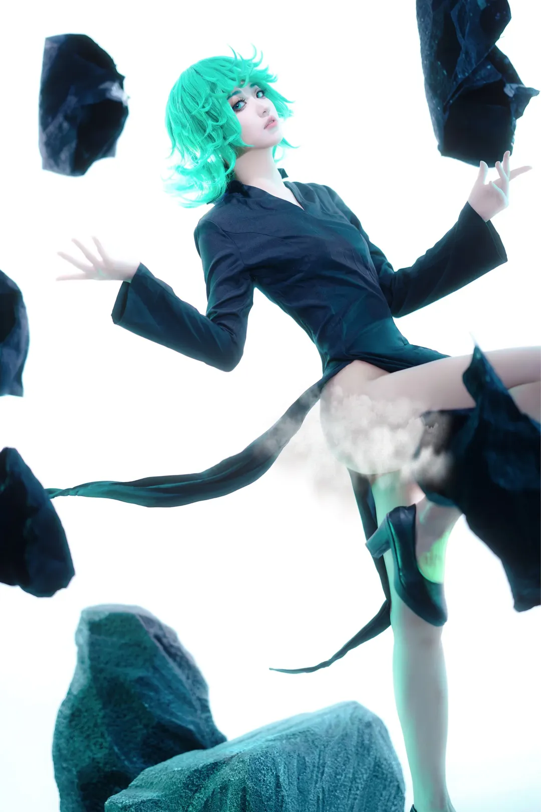 Tatsumaki cosplay, One-Punch Man, Esper, High slit, Floating effect - Image 3