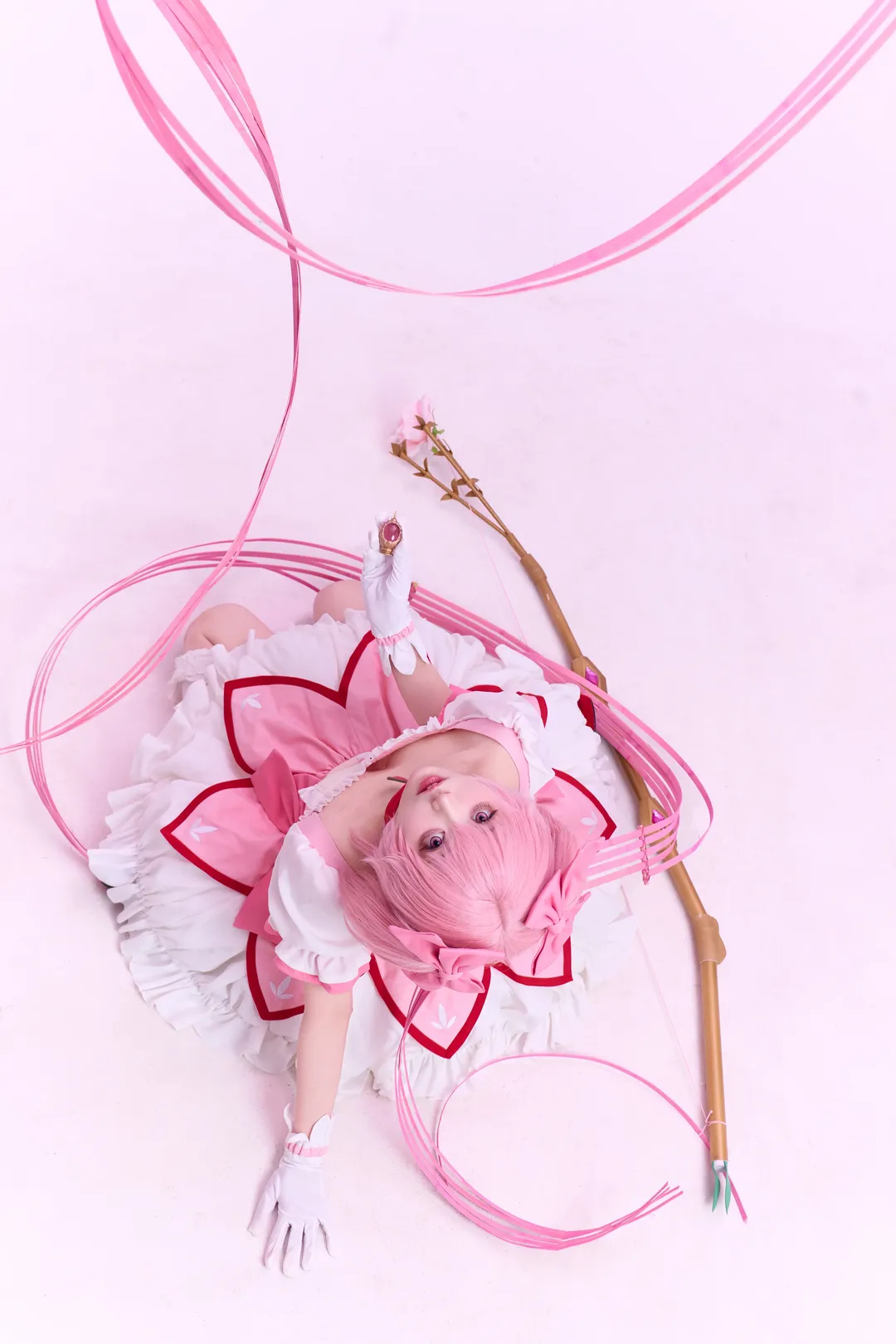 2D, Madoka Kaname cosplay, Puella Magi Madoka Magica, Pink-haired girl, Cosplay photography - Image 8
