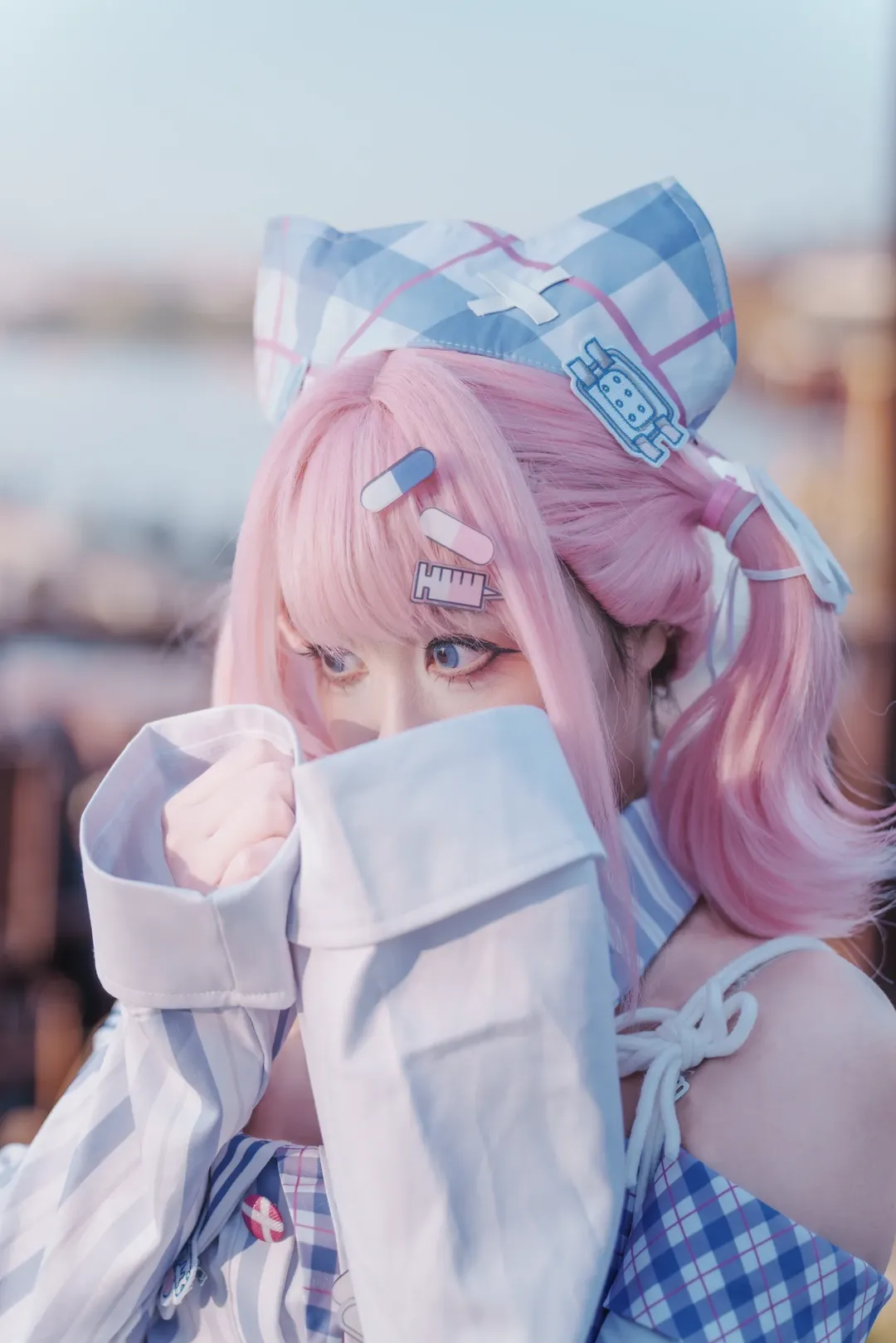 Outdoor photography, Nikki cosplay, Infinity Nikki, Pink wig, Hospital gown cosplay