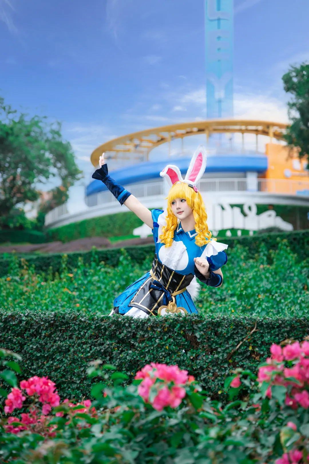 王者荣耀, cosplay约拍, 游乐园外景, 妲己cos, 爱丽丝仙境cos - 第1张