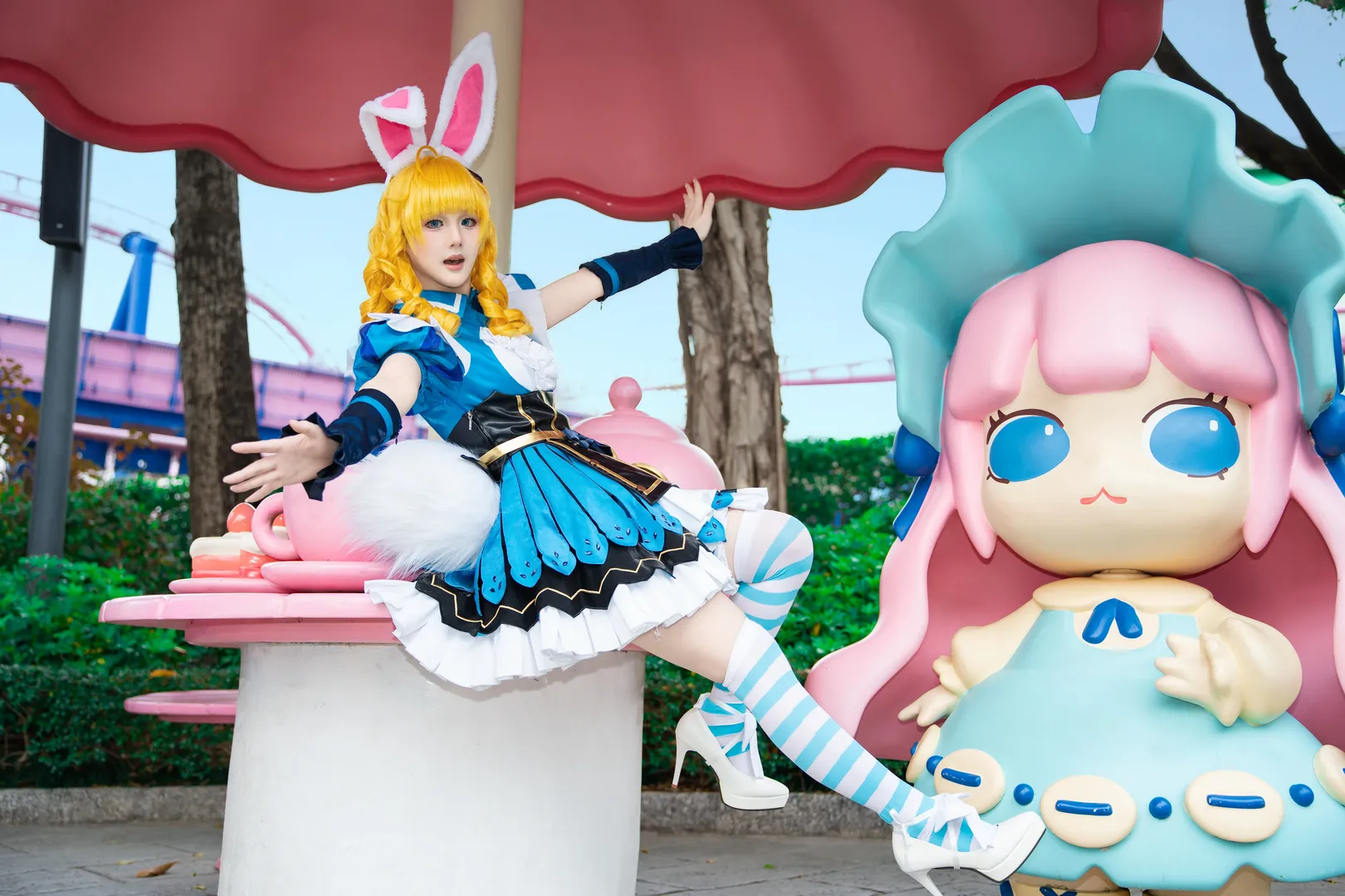 王者荣耀, cosplay约拍, 游乐园外景, 妲己cos, 爱丽丝仙境cos - 第9张