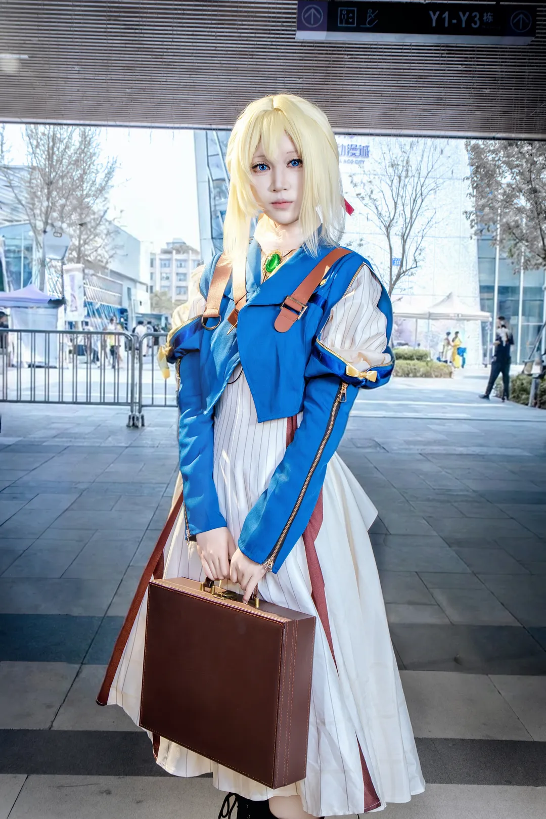 动漫cos, cosplay正片, 紫罗兰永恒花园, 氛围感cos, 薇尔莉特伊芙加登cos - 第2张