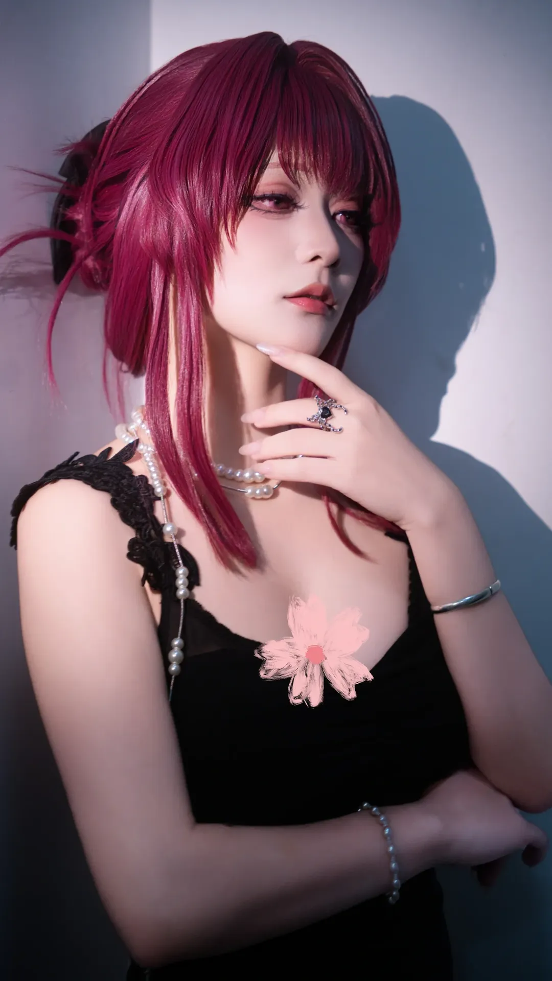 崩坏星穹铁道, 卡芙卡cos, cosplay自搭, 硬光人像摄影, 黑色蕾丝穿搭 - 第2张