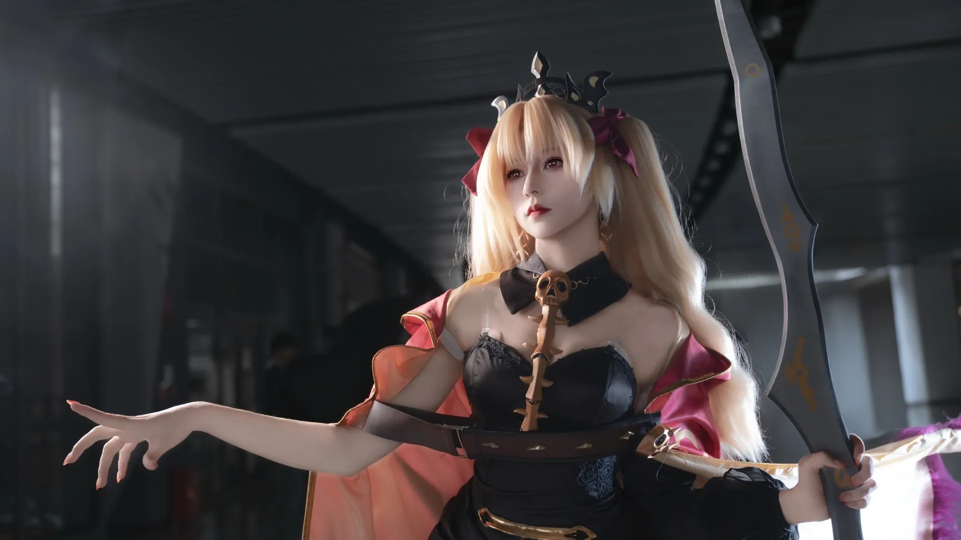 FGO, 艾蕾什基伽爾cos, 豆包修圖, 金髮紅瞳, 冥界女神