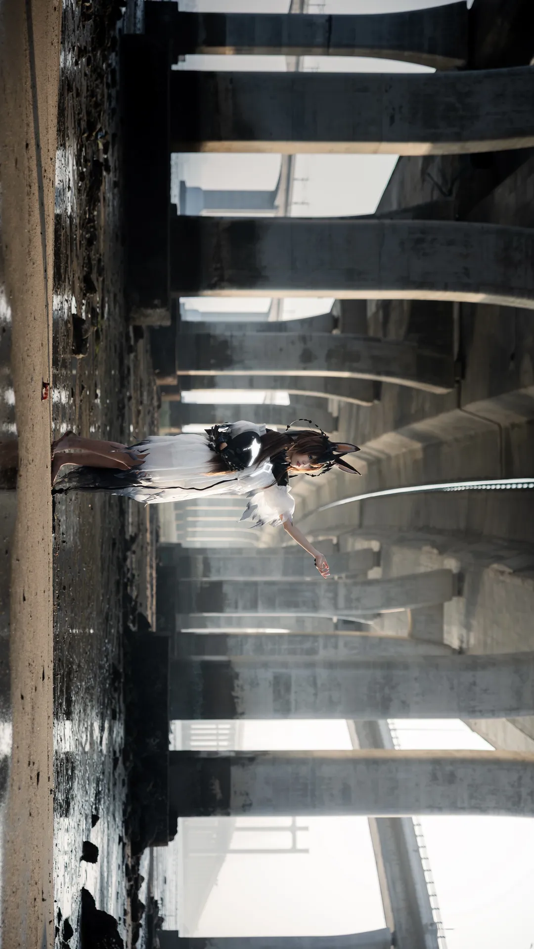Arknights, Amiya cosplay, Lord of Fiends Rabbit in Ruina, Barefoot cosplay, Under-bridge photography - Image 9