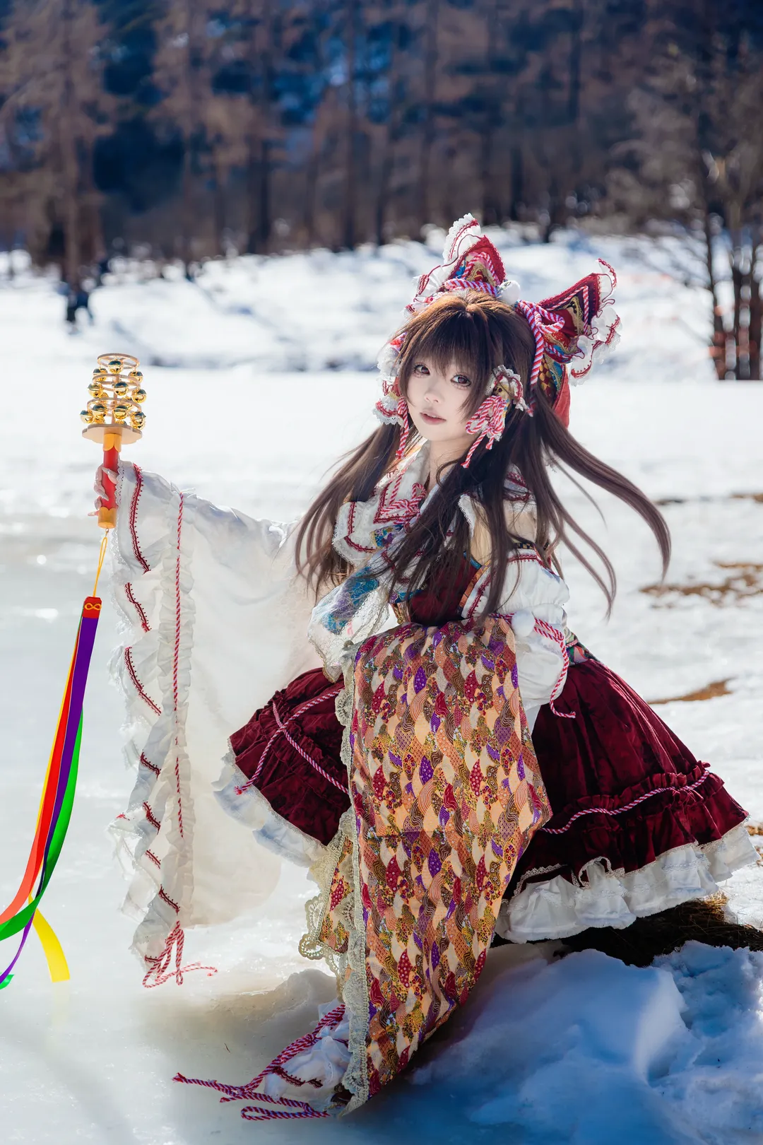东方project, cos正片, 灵梦cos, 巫女服, 雪山摄影 - 第2张