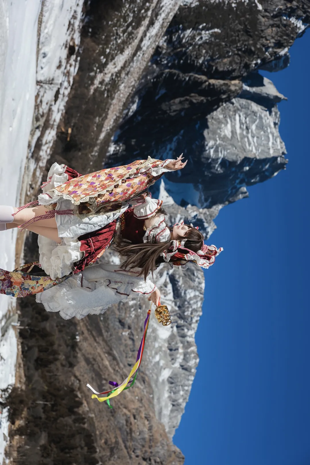 コスプレ写真, ポートレート, 霊夢コスプレ, 雪原写真, 高地旅行写真 - 5枚目