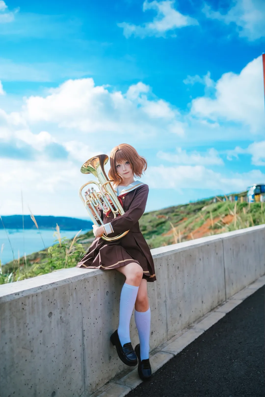 コスプレ撮影, アニメ風写真撮影, 平潭での旅行撮影, 海辺の制服, ユーフォニアムの小道具