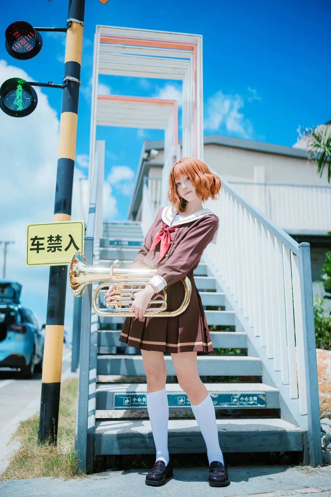 黄前久美子cos, cosplay正片, jk制服, 京吹, 上低音号