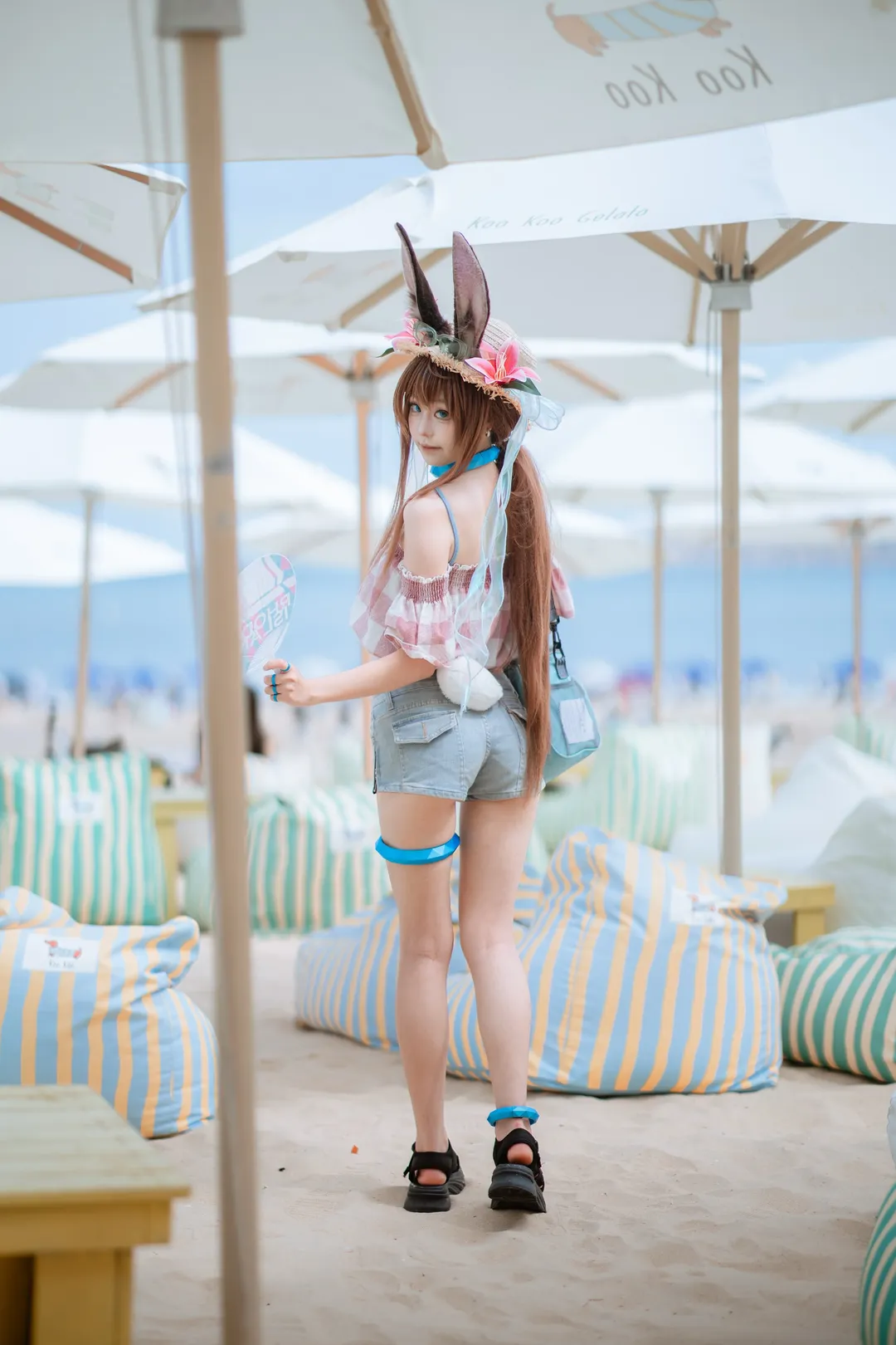 cosplay, cos正片, 明日方舟, 阿米娅cos, 夏日沙滩 - 第1张