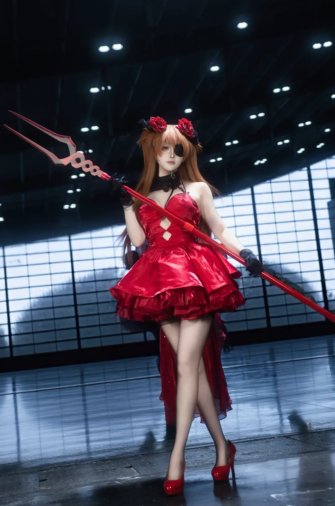 漫展场照, 明日香cos, 新世纪福音战士, NIKKE联动, 红礼服Cosplay - 第1张