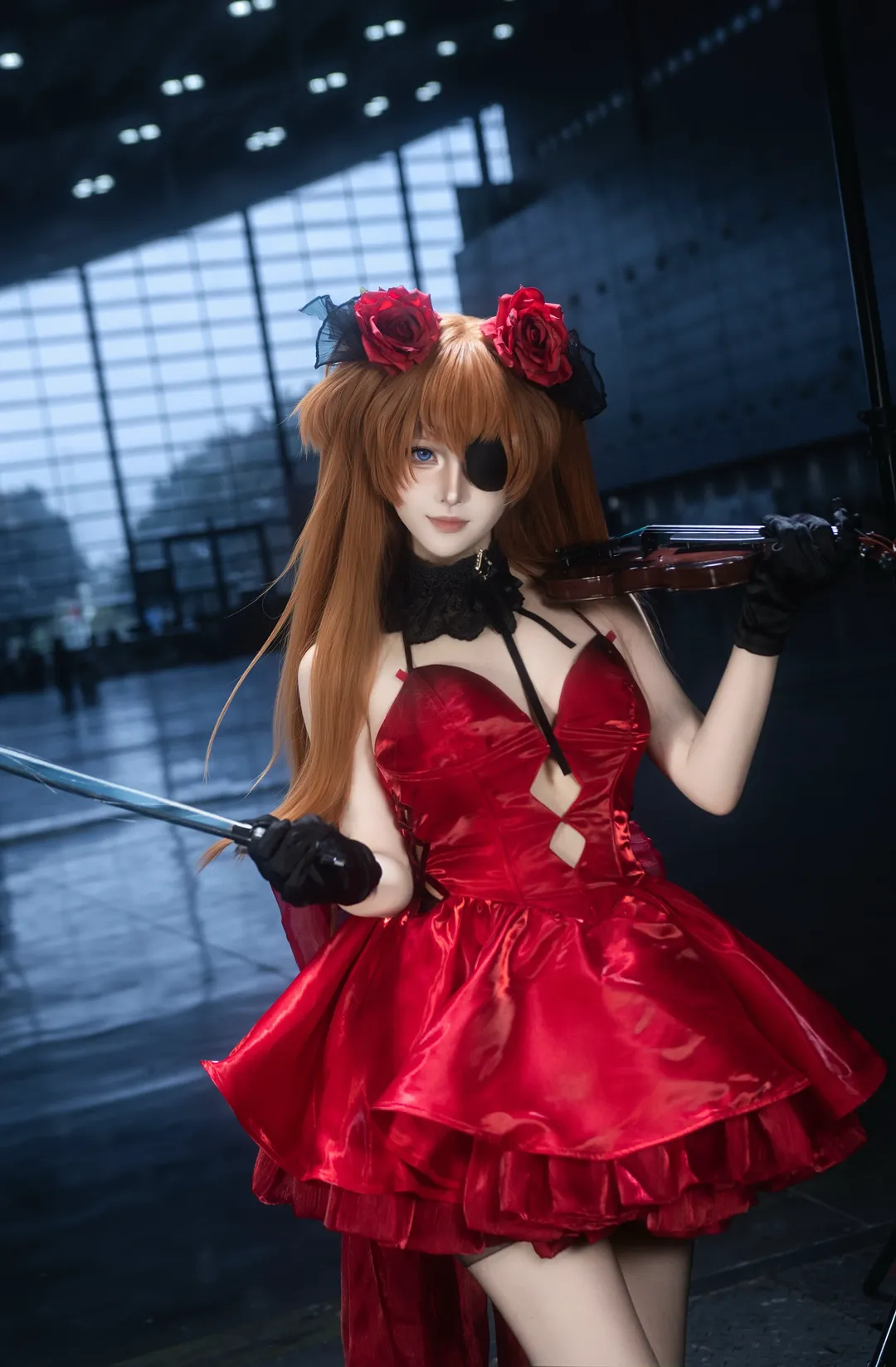 漫展场照, 明日香cos, 新世纪福音战士, NIKKE联动, 红礼服Cosplay - 第6张
