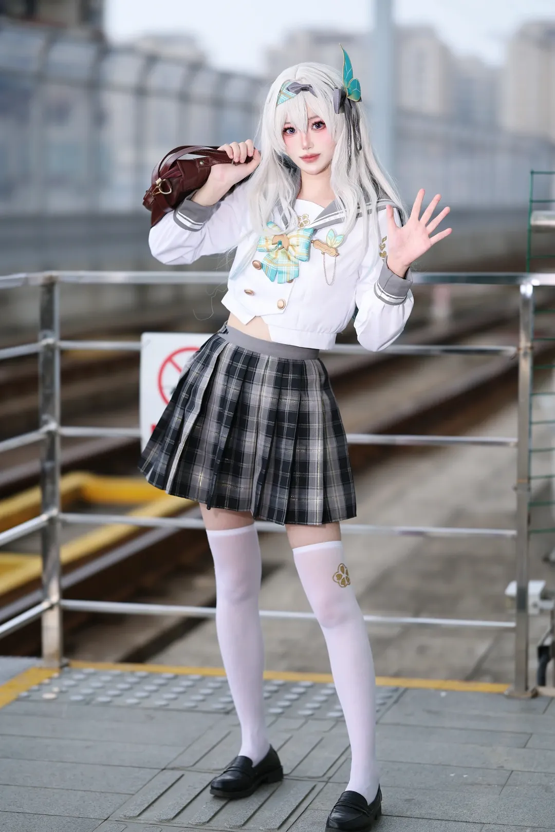 Anime-style photography, Honkai: Star Rail, Firefly cosplay, Spring Missive cosplay, Railway location shoot - Image 4