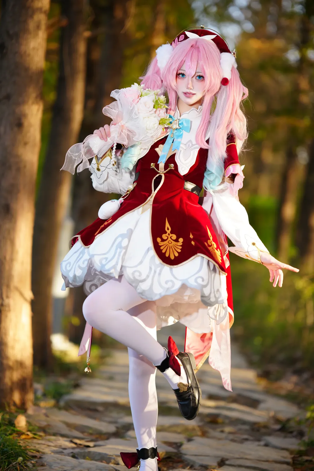 二次元少女, 崩坏星穹铁道, 风堇cos, 外景cosplay, 粉发双马尾 - 第4张