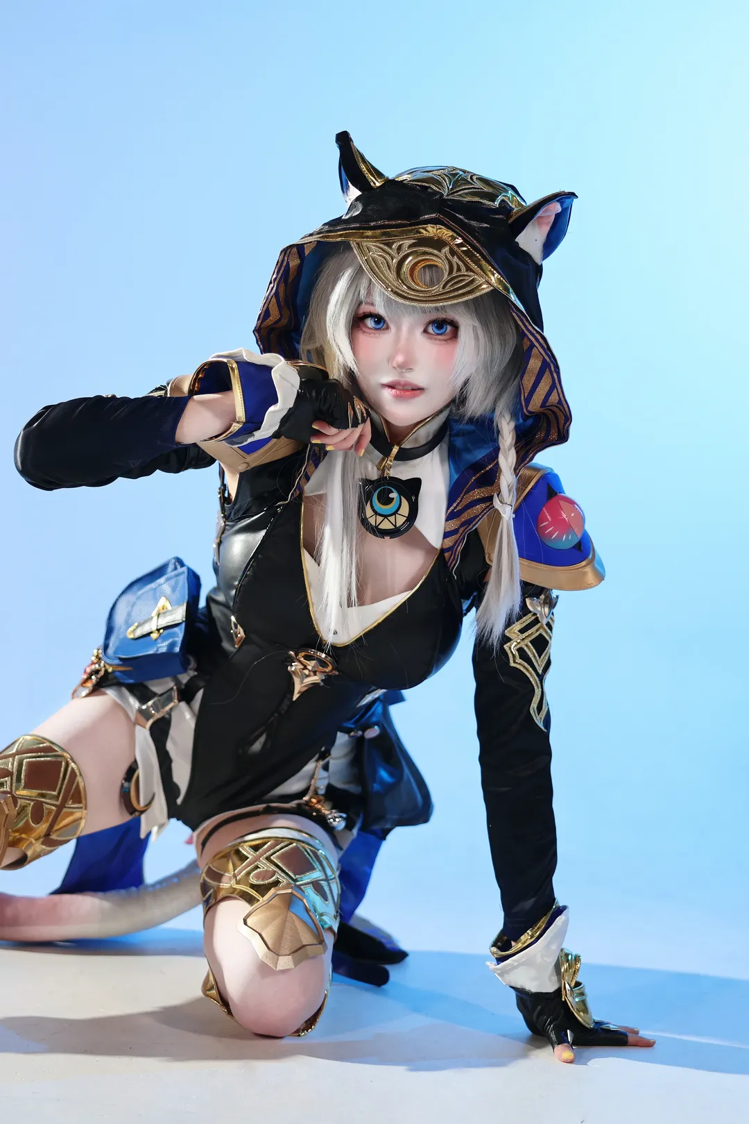 赛飞儿cos, 崩坏星穹铁道, cosplay摄影, 银发蓝瞳, 猫耳兜帽 - 第5张