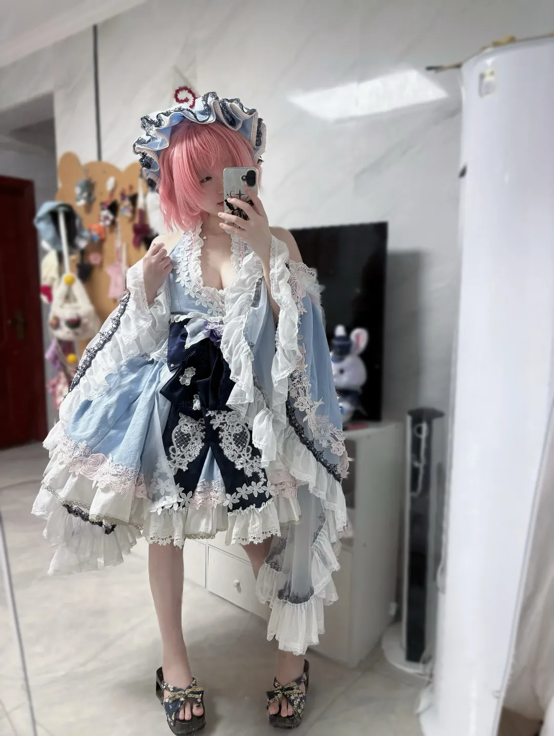 Roleplay, Touhou Project, Yuyuko Cosplay, Mirror selfie, Gorgeous Western-style dress