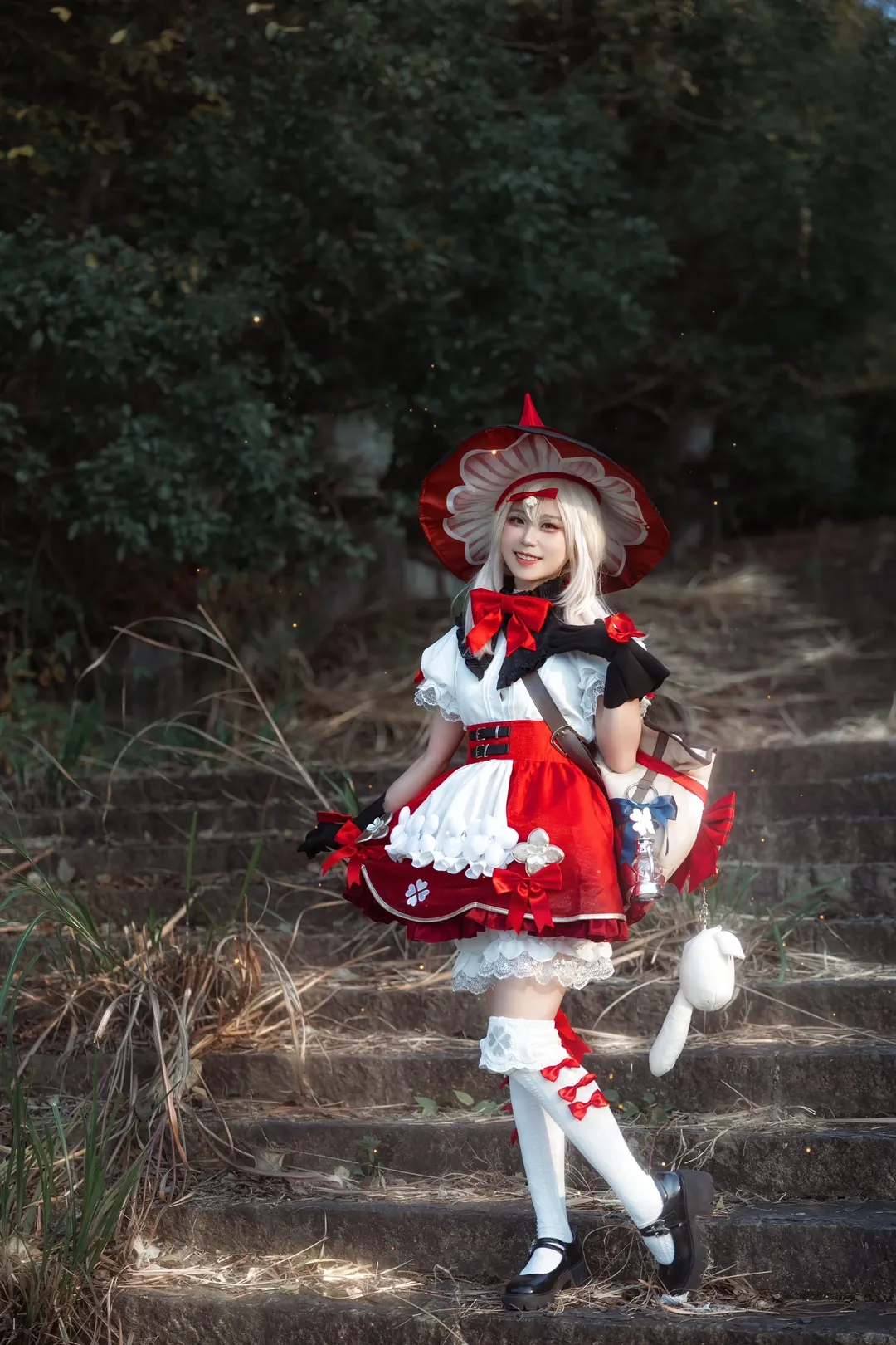 原神, 可莉cos, cosplay正片, 林间摄影, 魔女装 - 第9张