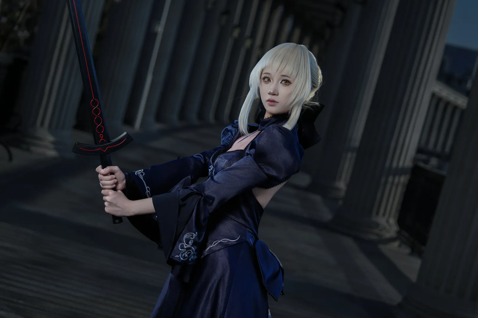Fate/Grand Order, 阿尔托莉雅cos, 正片, 露背礼服, 暗系摄影