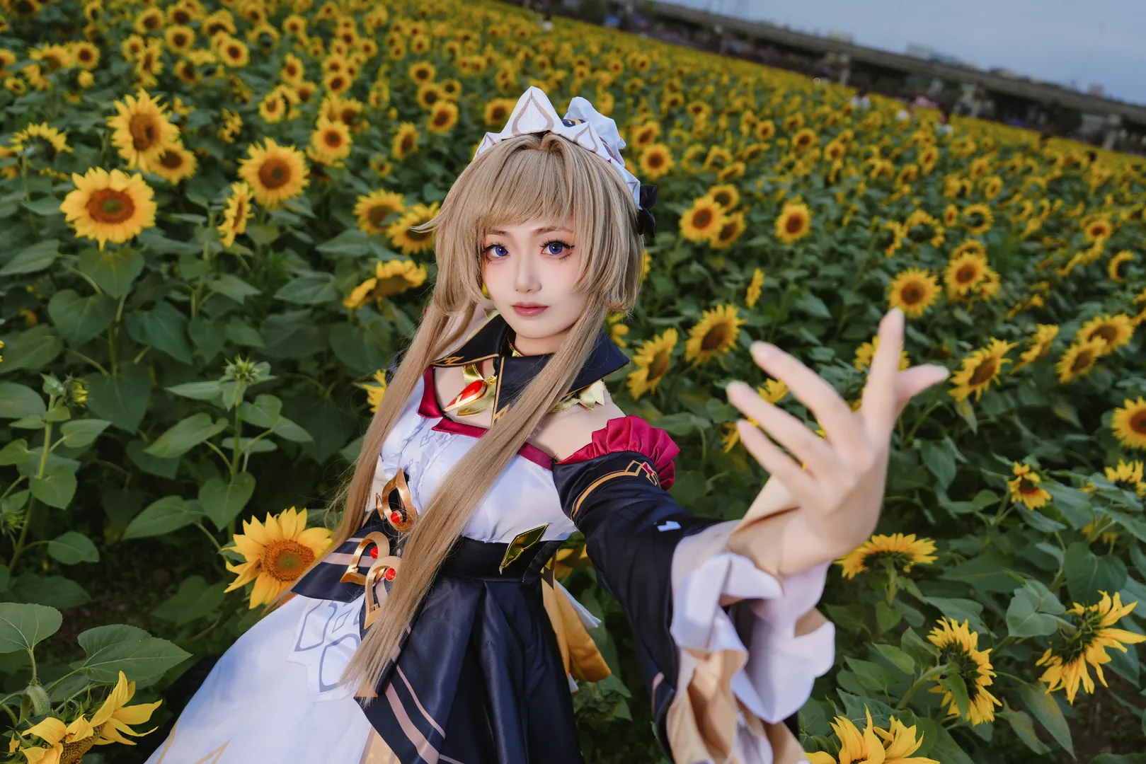 桑多涅cos, 原神, 木偶cos, 二次元Cosplay, 向日葵外景 - 第1张