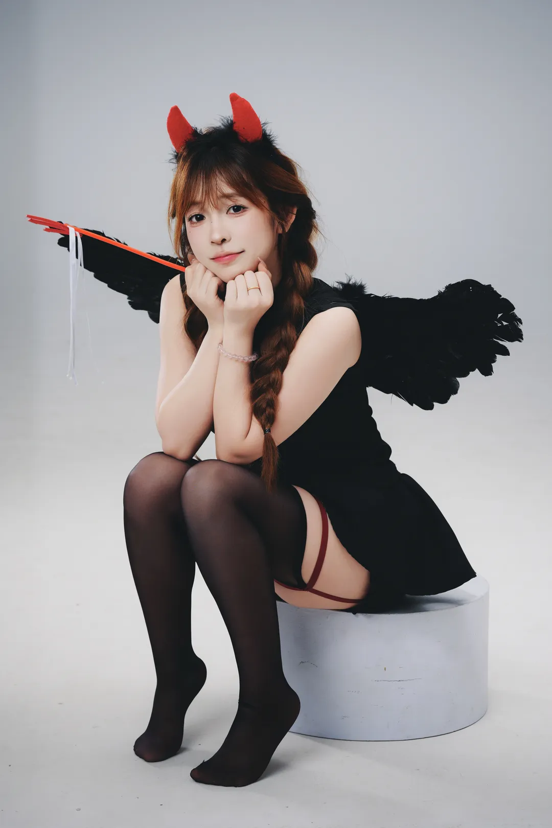 cosplay摄影, 万圣节穿搭, 小恶魔cosplay, 暗黑甜美风, 黑色丝袜穿搭