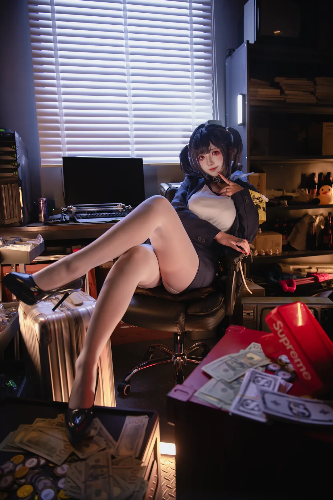 胜利女神nikke, 角色扮演摄影, 白丝制服, 百叶窗光影, 索拉cos