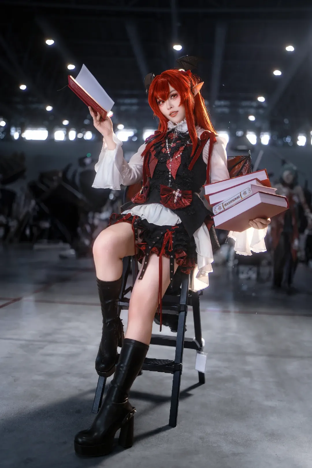 东方Project, 漫展场照, 小恶魔cos, 哥特风装扮, 图书馆魔法书