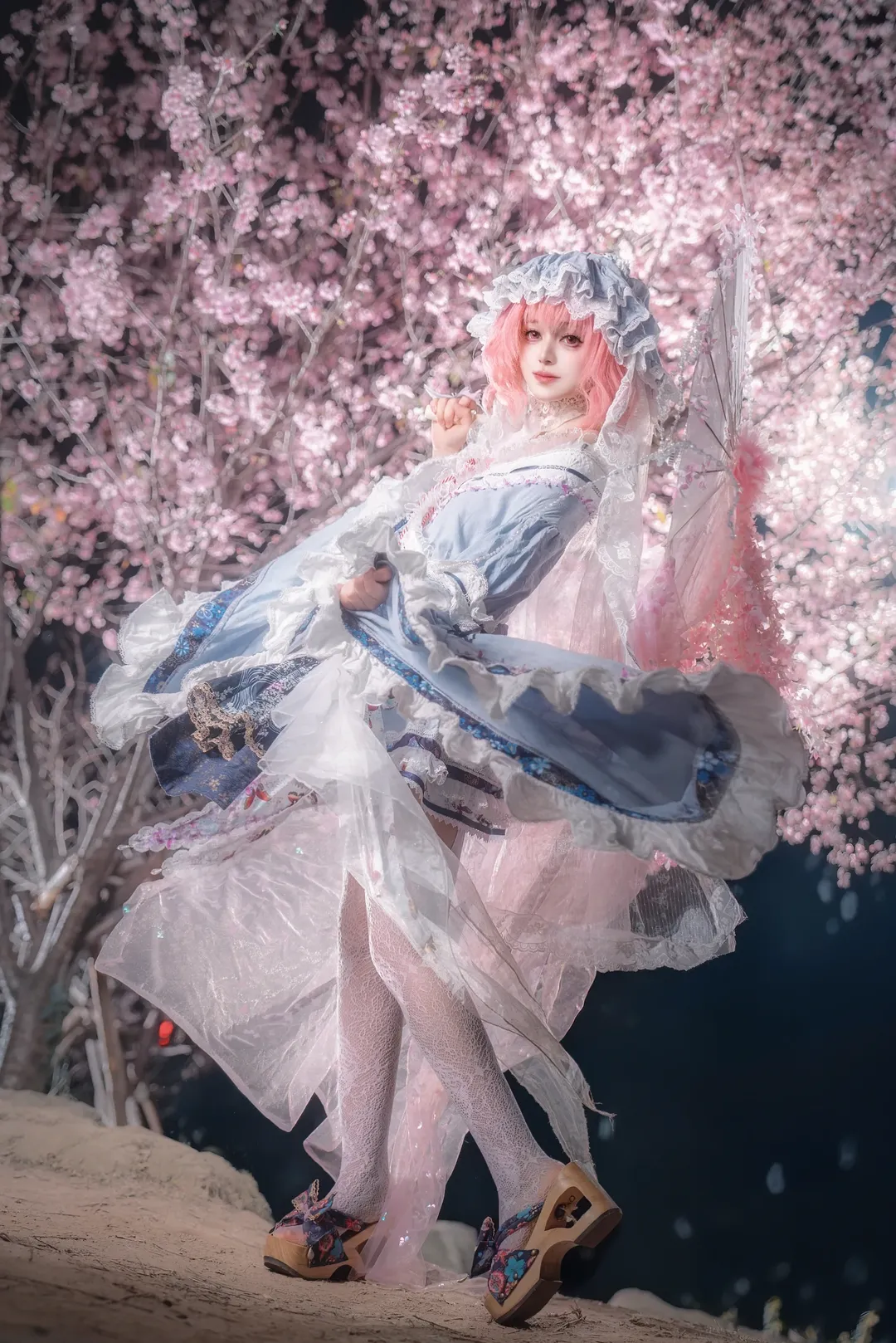 东方Project, 二次元cosplay, 西行寺幽幽子cos, 和风洋装, 夜樱外拍 - 第3张