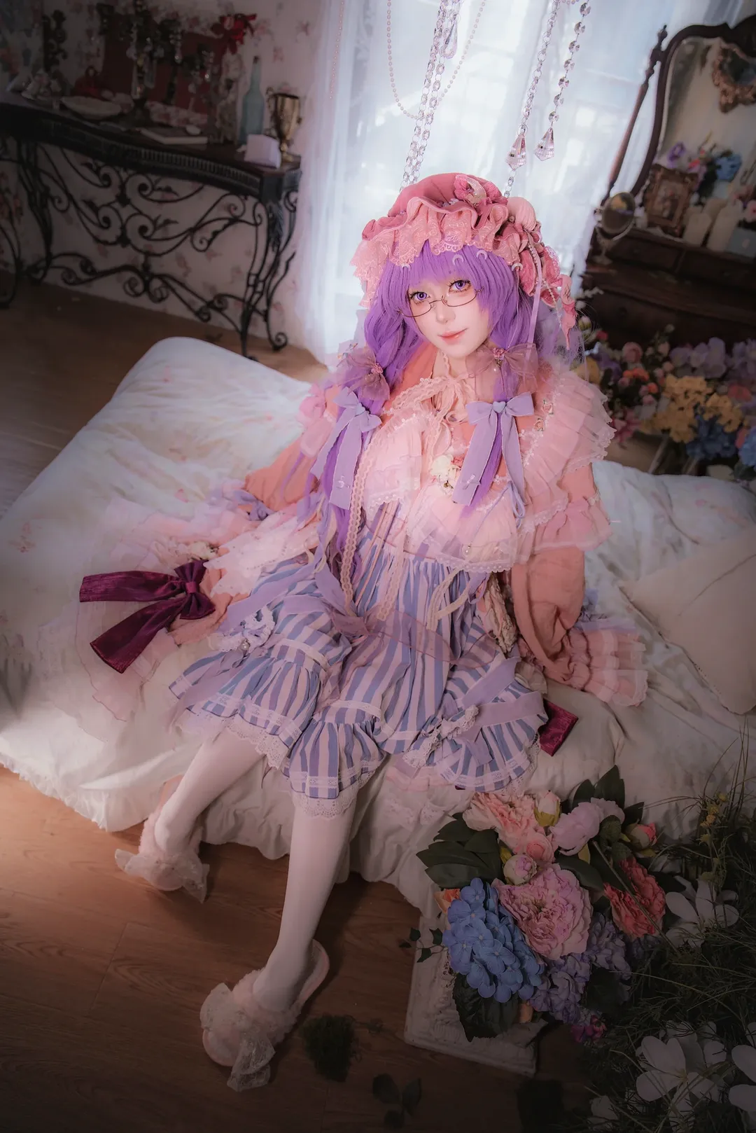 東方Project, パチュリー コスプレ, 二次元コスプレ, ロリータ写真, 幻想的なシーンの撮影 - 2枚目