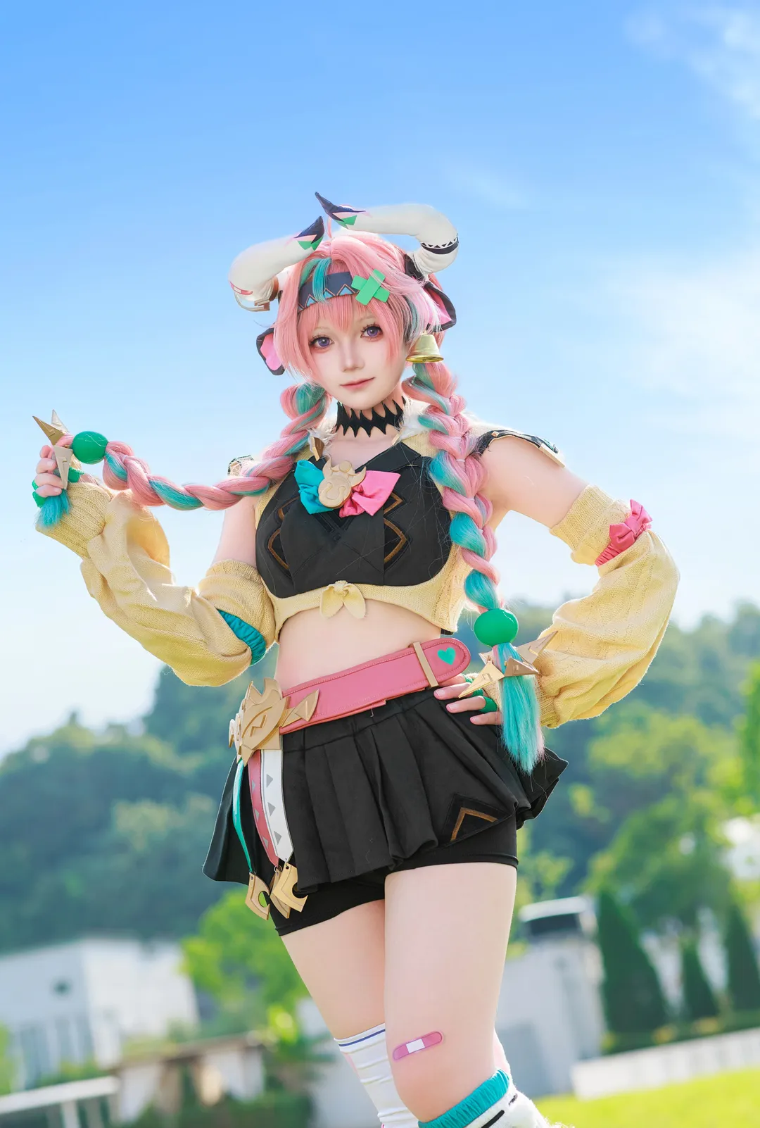 原神, 2次元少女, アウトドア撮影, ヴァレサ コスプレ, 勇敢な牛のコスプレ