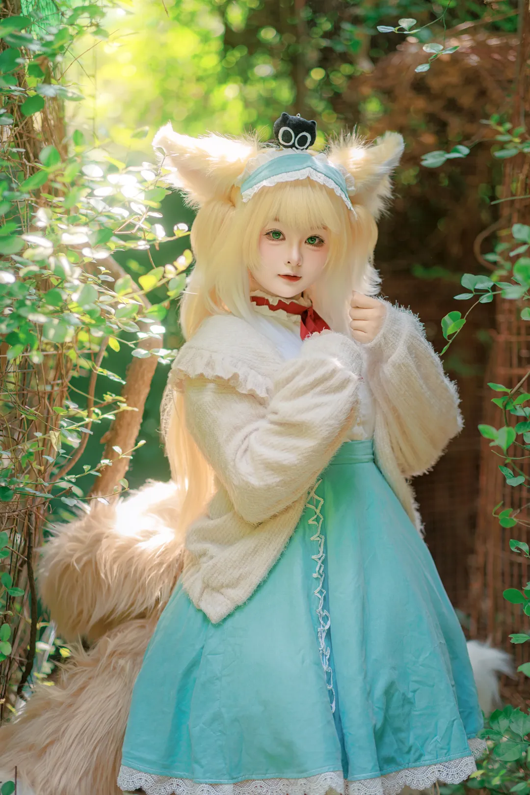 明日方舟, 户外cosplay, 铃兰cos, 兽耳少女, 林间光影