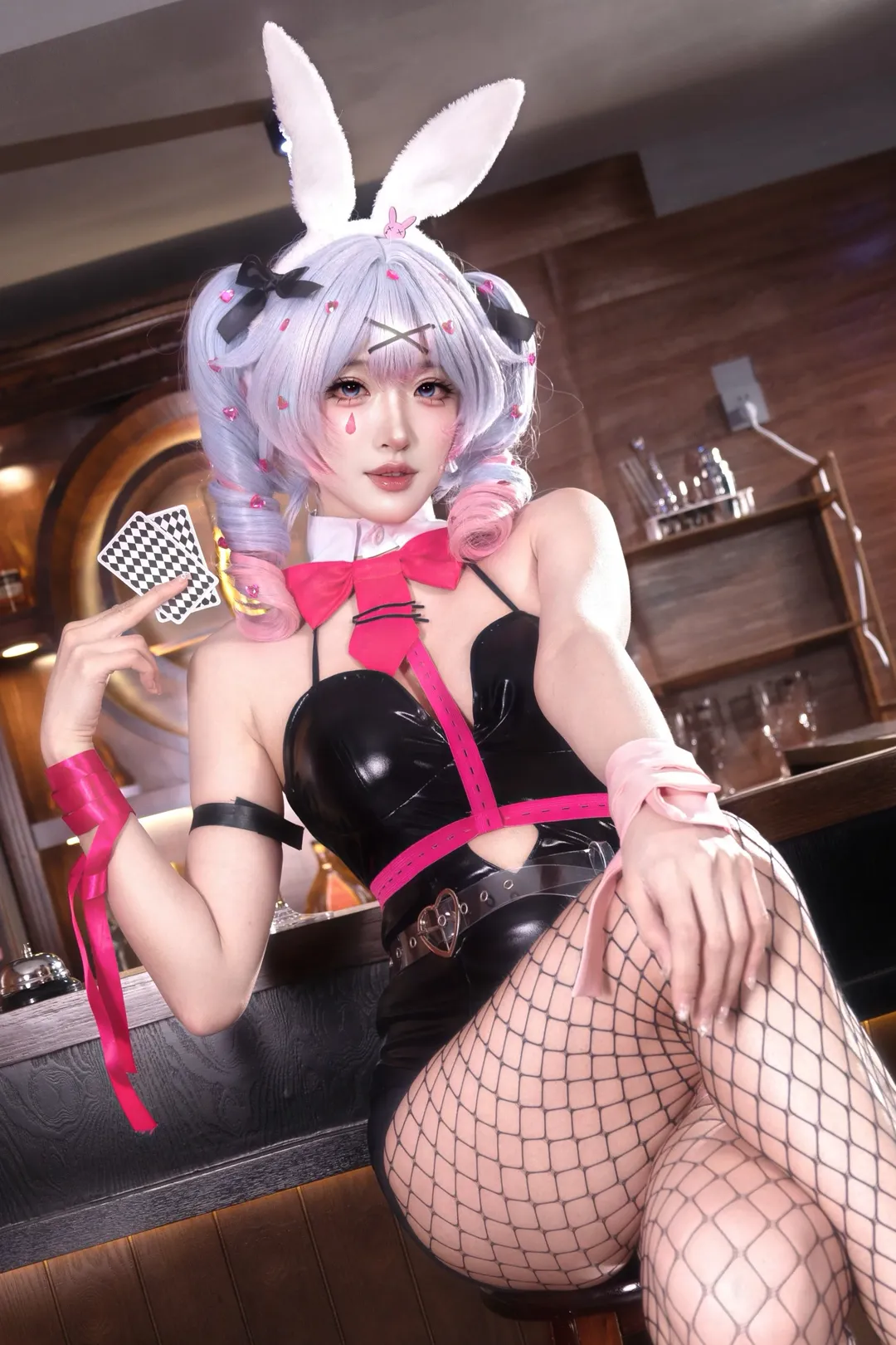 Cosplay摄影, 初音未来cos, 兔子洞, 酒吧氛围感, 漆皮兔女郎