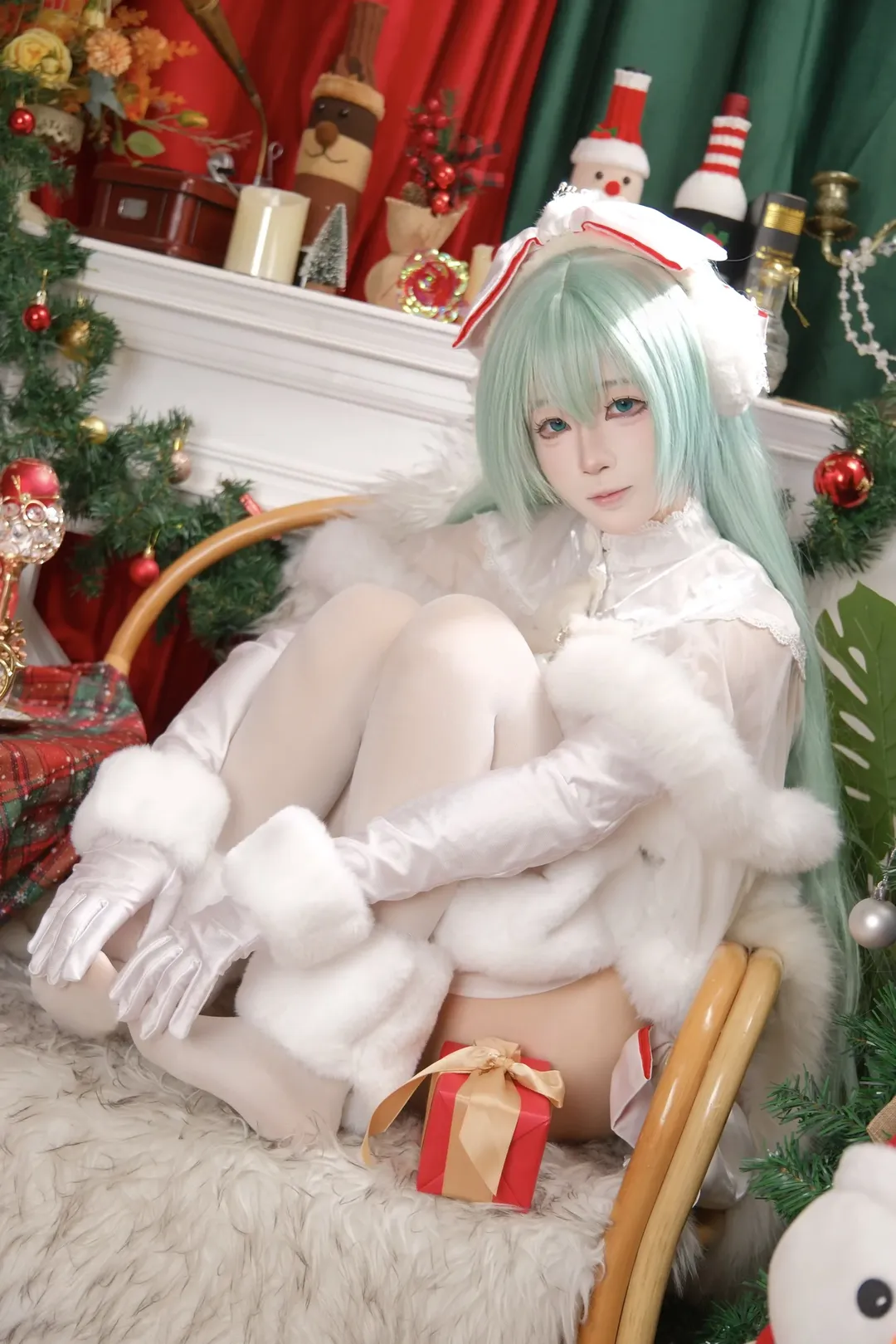 初音未来cos, 白丝, VOCALOID, 圣诞cosplay, 冬季穿搭 - 第4张