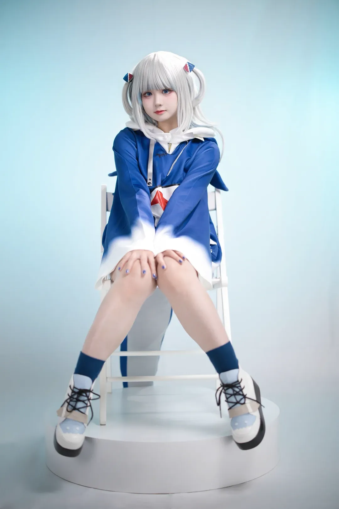 コスプレ, スタジオ撮影, 青と白のコーデ, がうる・ぐら コスプレ, ホロライブEnglish