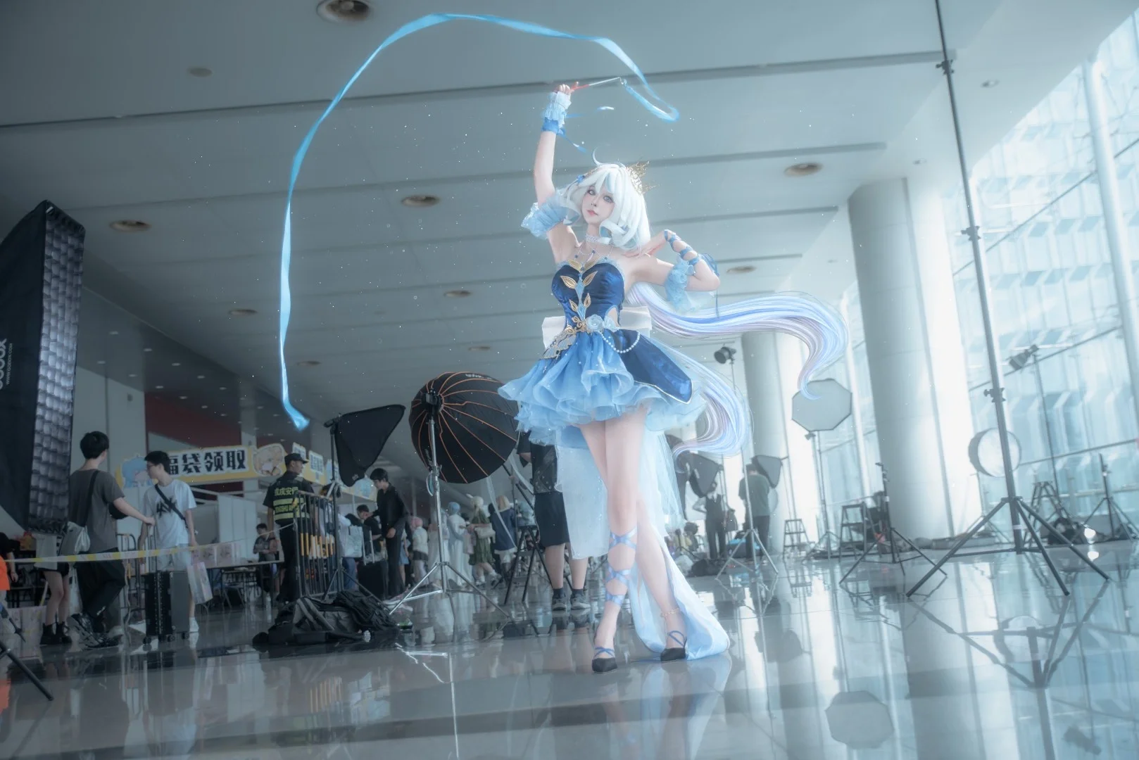 漫展摄影, cosplay场照, 摄影器材分享, 灯架使用技巧, 展场拍片