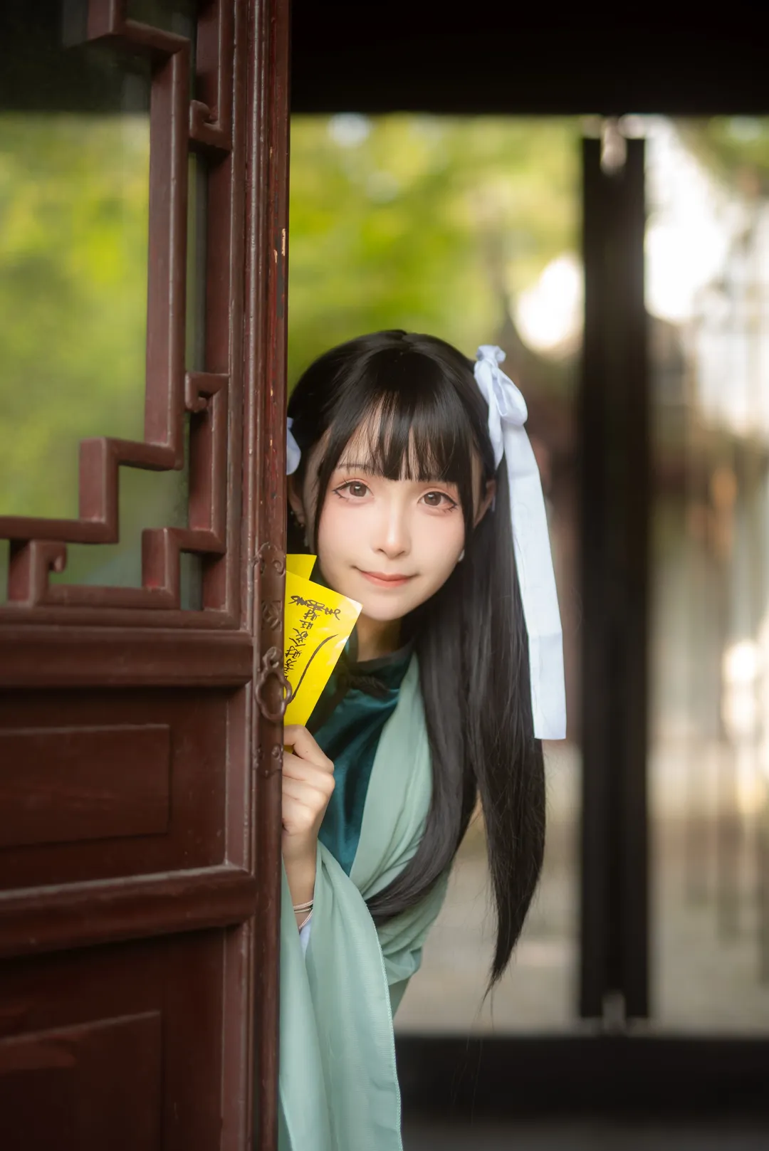 古風cos, Cosplay分享, 雙馬尾造型, 漢元素穿搭, 園林寫真