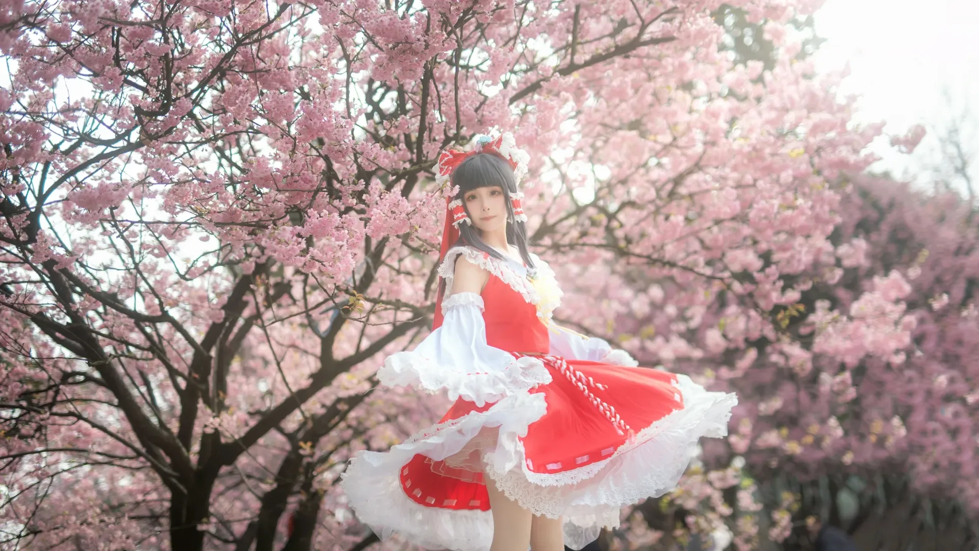 博丽灵梦cos, 东方project, 樱花摄影, cosplay正片, 重庆人像摄影 - 第5张