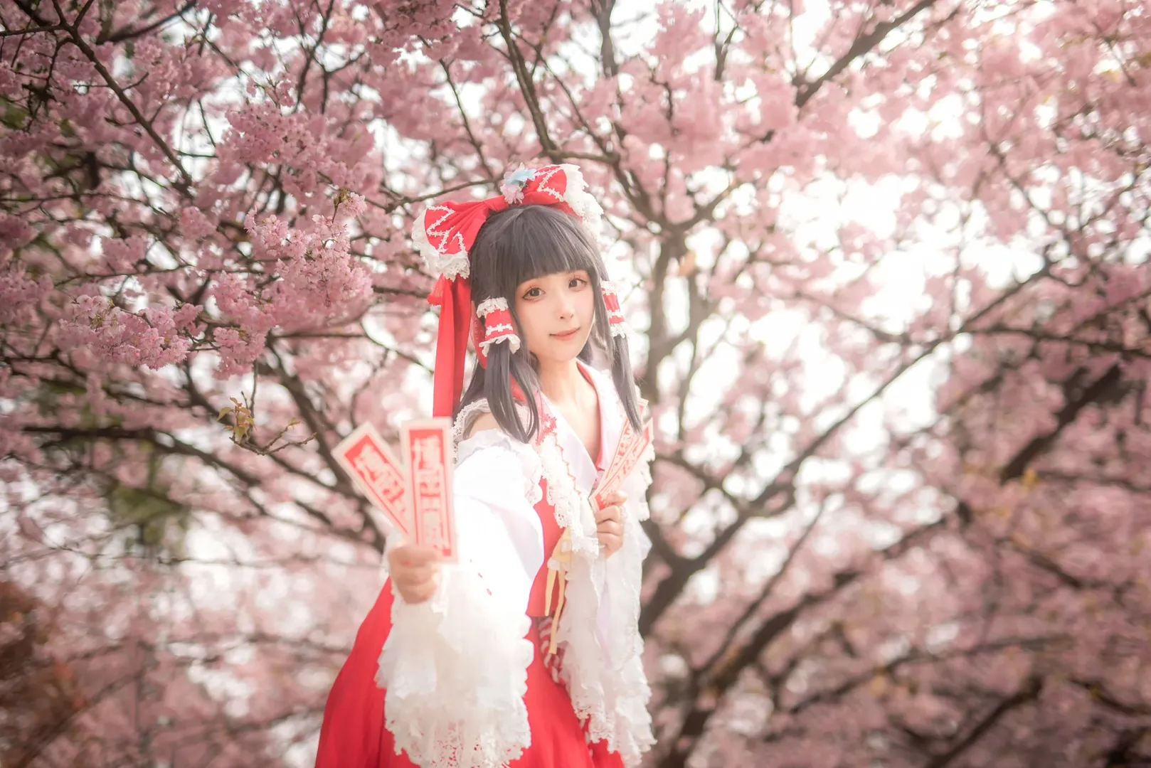 博丽灵梦cos, 东方project, 樱花摄影, cosplay正片, 重庆人像摄影 - 第6张