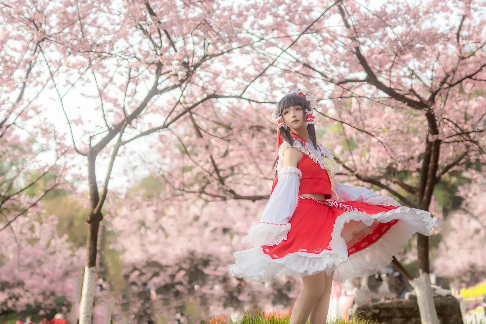 博丽灵梦cos, 东方project, 樱花摄影, cosplay正片, 重庆人像摄影 - 第8张