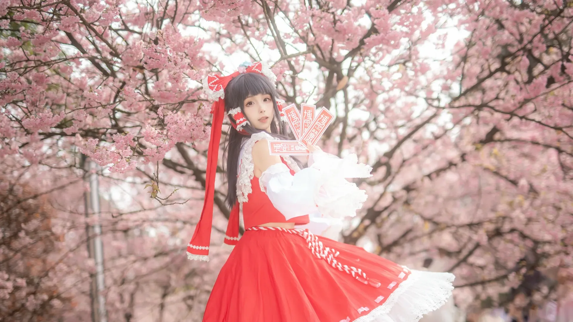博丽灵梦cos, 东方project, 樱花摄影, cosplay正片, 重庆人像摄影 - 第9张