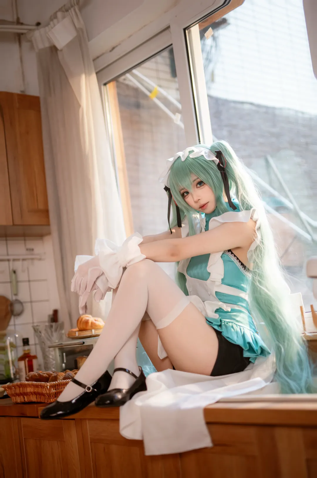 二次元撮影, 初音ミク コスプレ, ボーカロイド, キッチン撮影, メイドミク - 1枚目