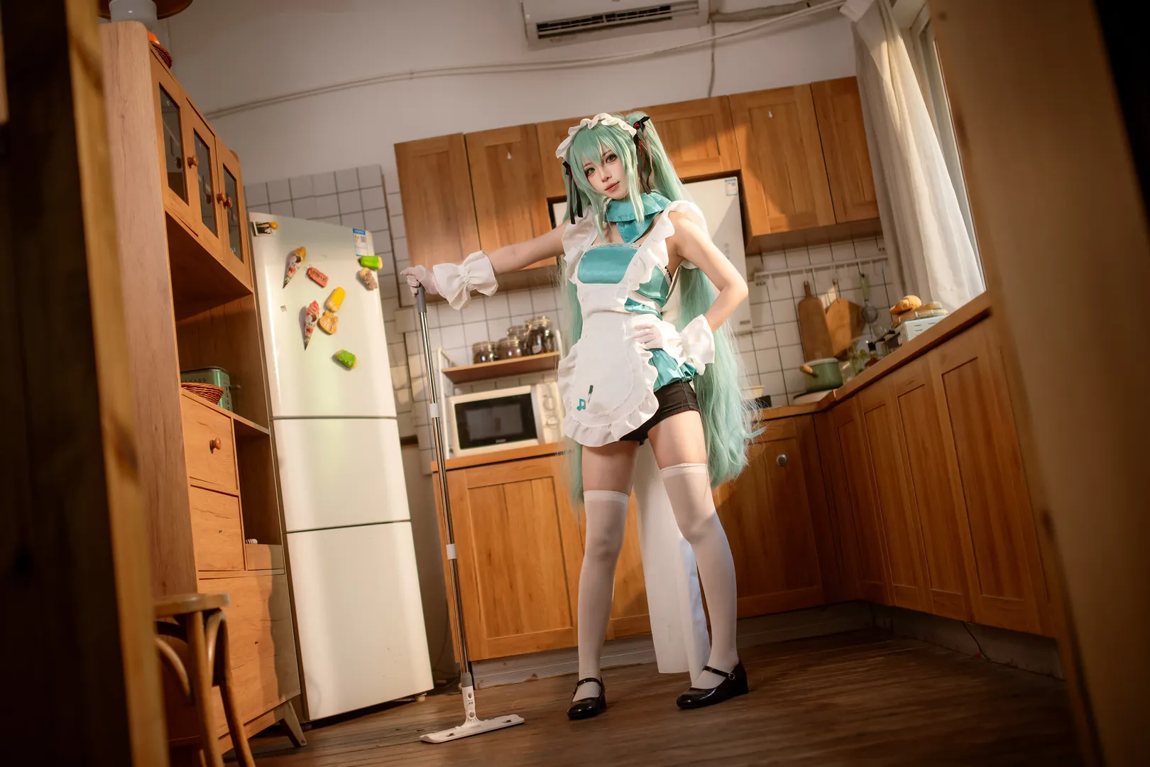 二次元摄影, 初音未来cos, VOCALOID, 厨房写真, 女仆初音