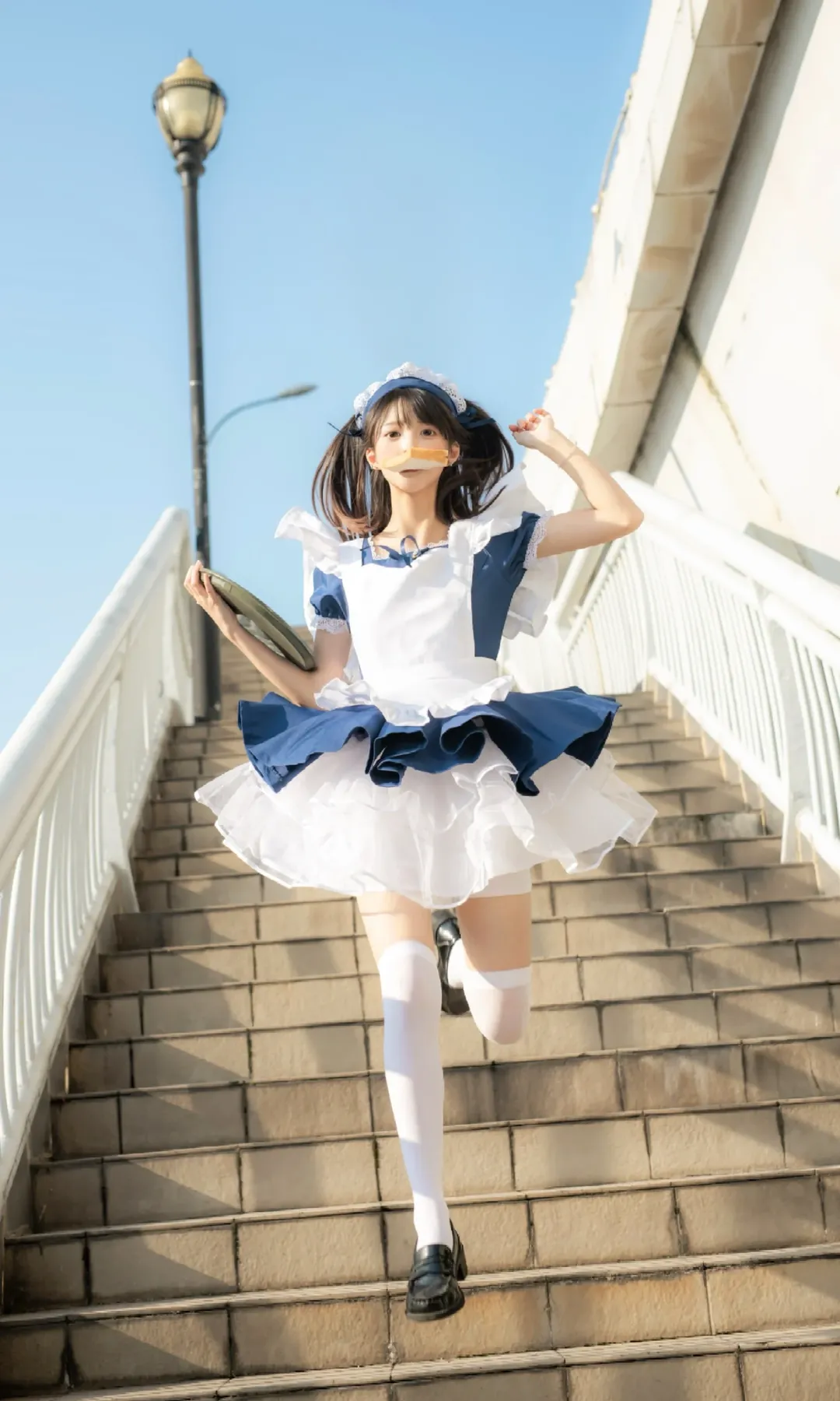 メイド服, 屋外ポートレート, 重慶の撮影, 青白メイド, 階段での撮影
