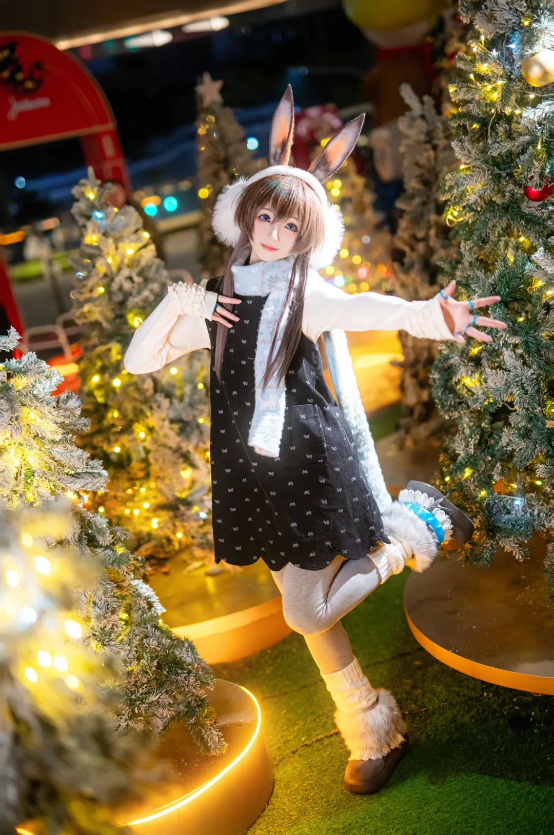 二次元コスプレ, アークナイツ, アーミヤ コスプレ, 重慶の夜景ポートレート, クリスマステーマ撮影 - 9枚目