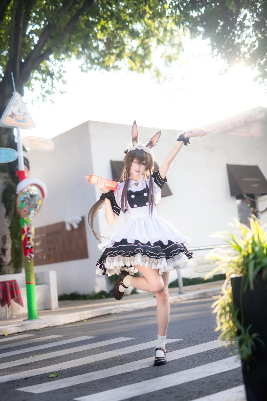 二次元摄影, 明日方舟, 阿米娅cos, 女仆装cosplay, 重庆打卡 - 第1张