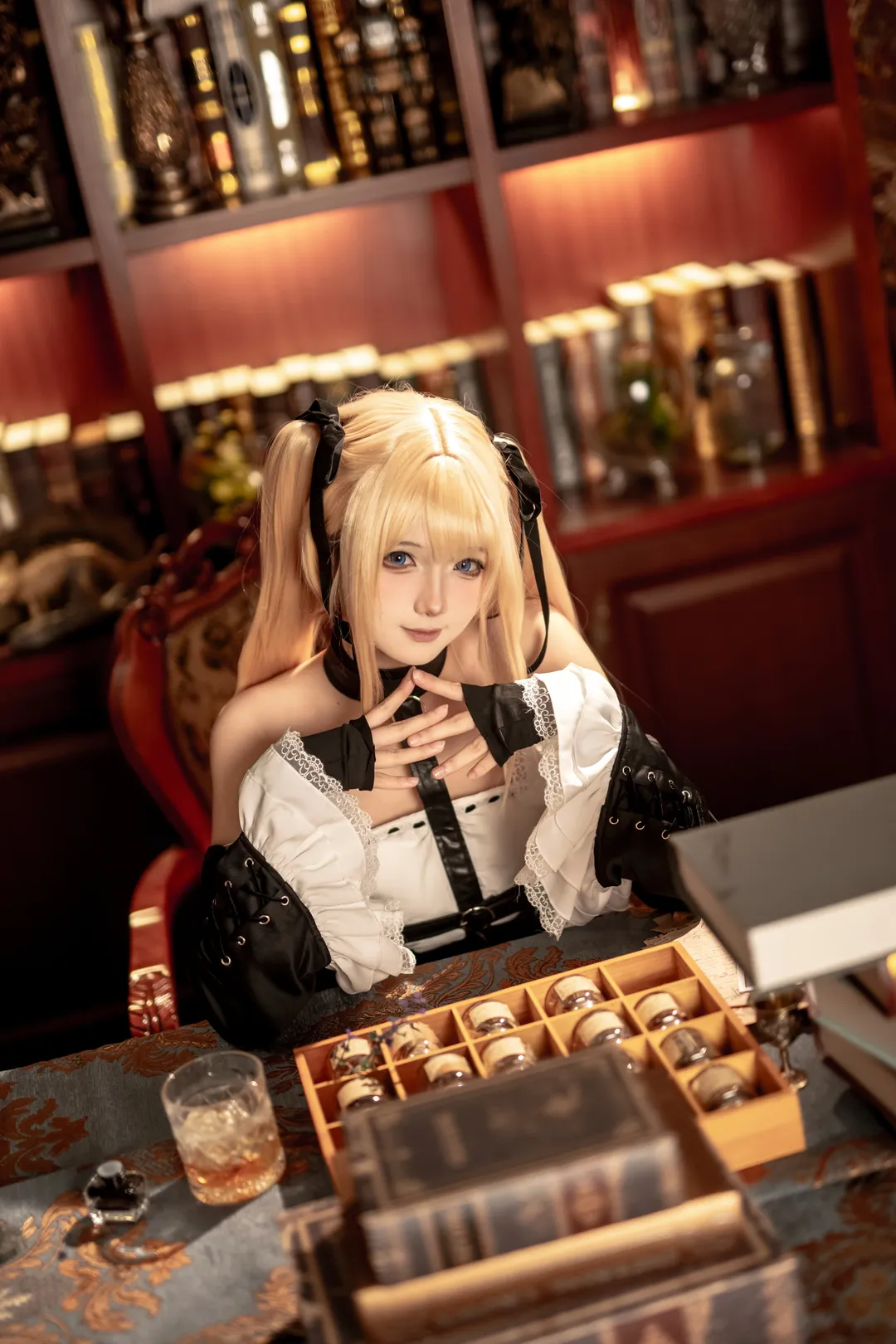 二次元摄影, cosplay正片, 玛丽罗斯cos, 死或生, 复古酒吧风 - 第4张