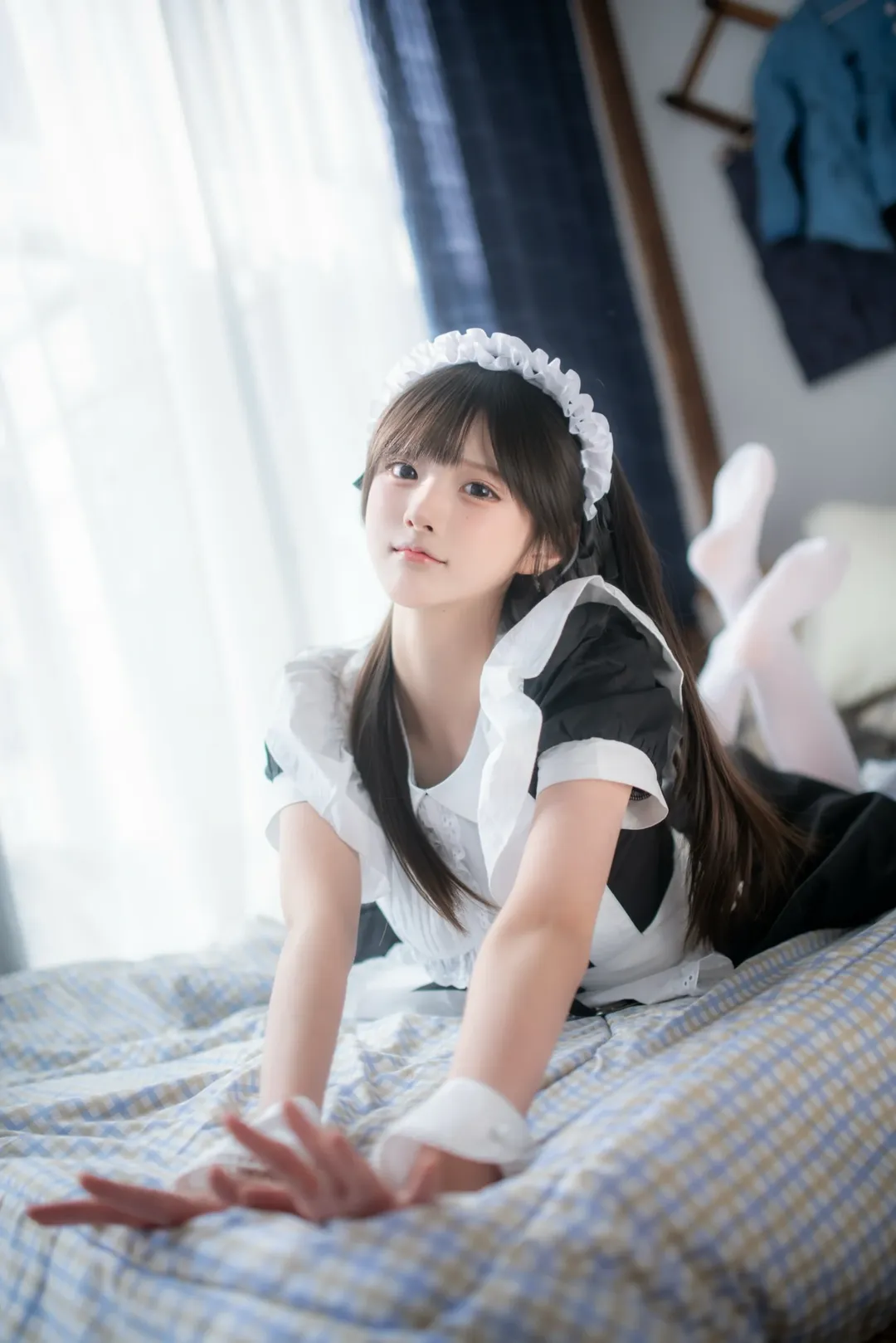 拍照姿势分享, 室内写真, 二次元穿搭, 日系摄影, 女仆装cosplay