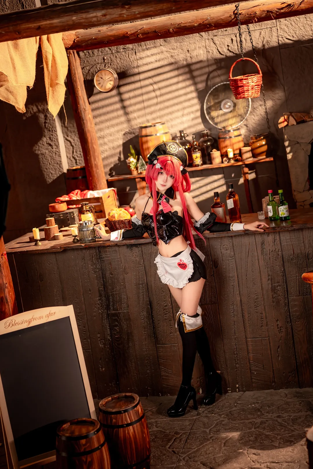 马斯特cos, cosplay正片, nikke, 尼康线下摄影, 复古酒馆 - 第6张