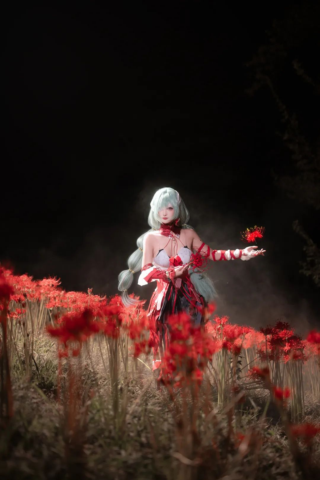 鳴潮, 二次元撮影, コスプレ写真, フローヴァ コスプレ, 彼岸花 - 3枚目