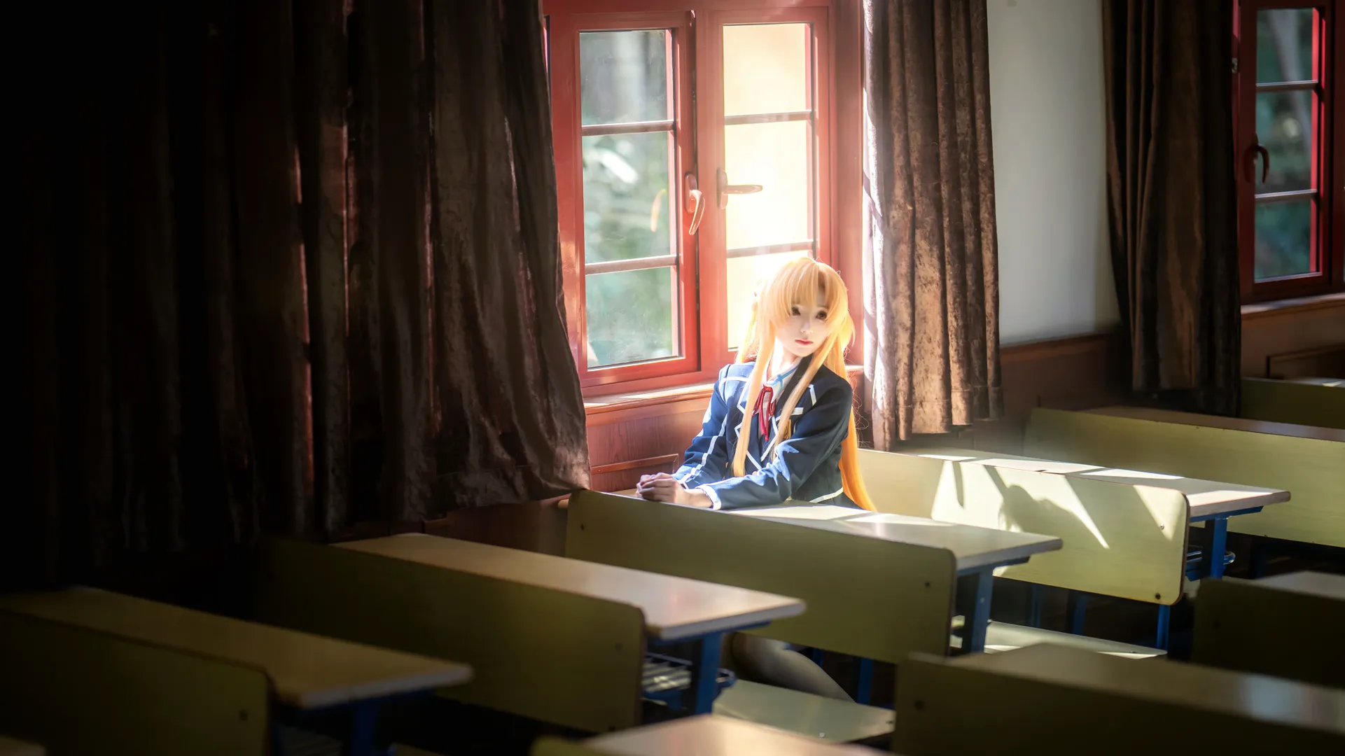 JK制服, 亚丝娜cos, 重庆约拍, 校园正片, 教室光影 - 第10张